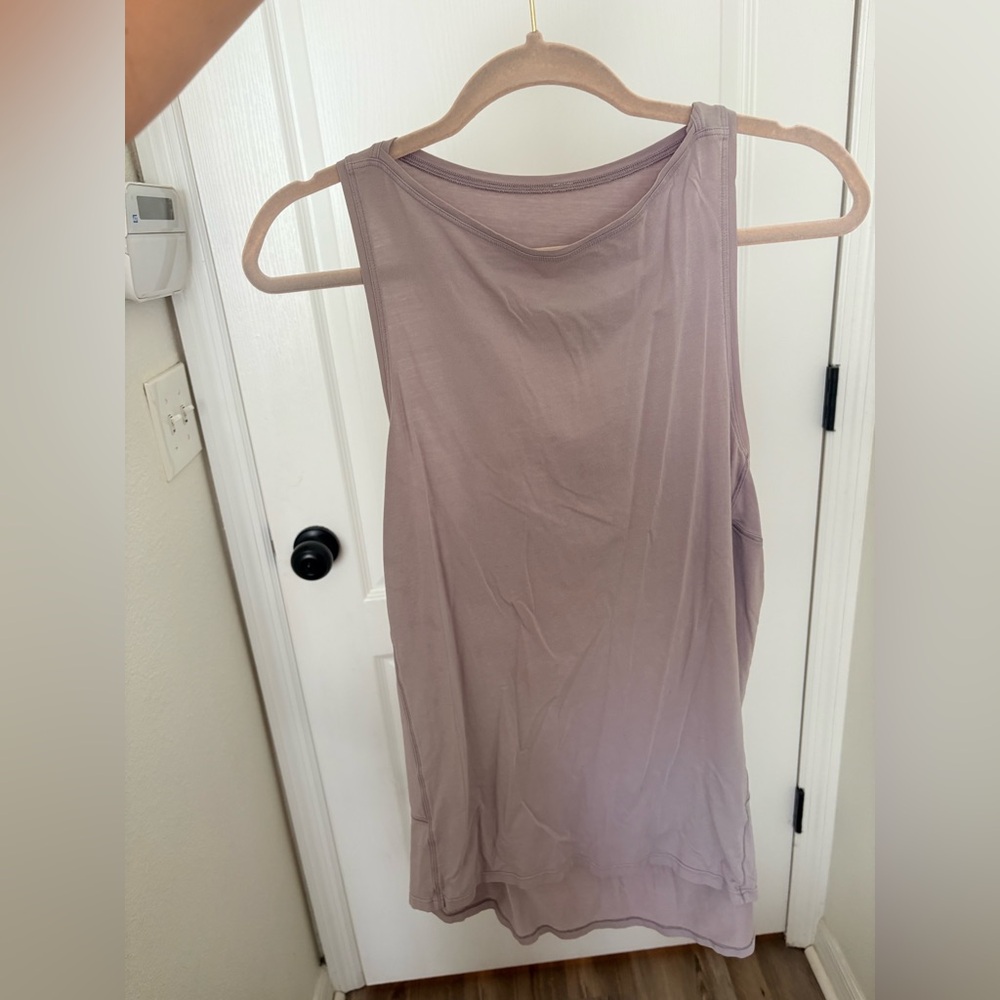 Loose fitting lululemon tank lavender size 10